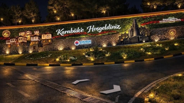 Şehir girişlerine estetik görünüm kazandırılıyor