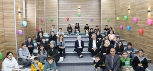 Kaymakam ve Başkan çocuklarla kitap okudu Cumayeri’nde ‘Yılın Okurları’ ödüllendirildi