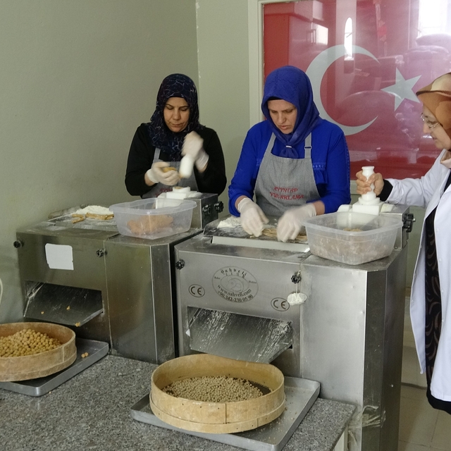 Misafirlerine yaptığı yuvalama hayatını değiştirdi
Tavsiye üzerine açtığı i...