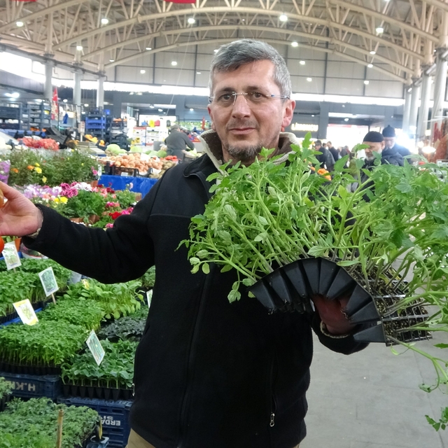 Tüketici artık kendi üretmeyi tercih ediyor
Pandemi ve deprem sonrası tohum...