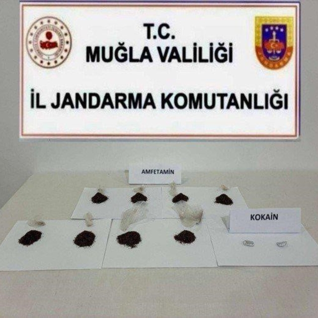 Muğla'da bin 268 adet uyuşturucu hap ele geçirildi