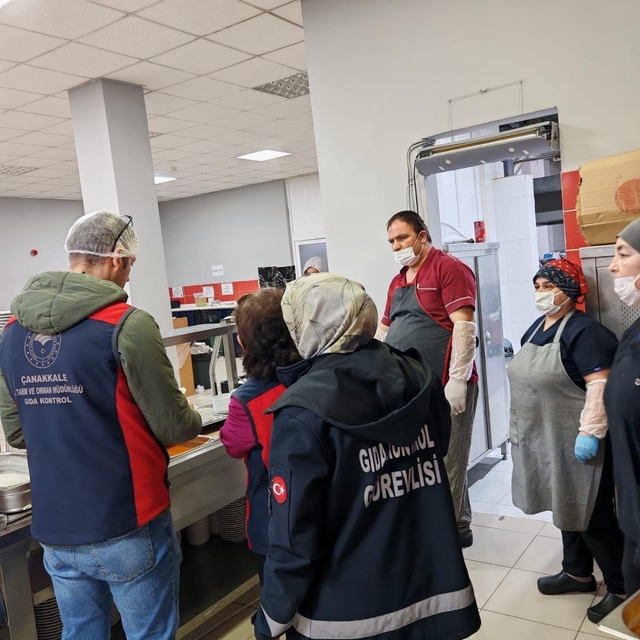 Çanakkale'de yurt yemekhanelerine eş zamanlı denetim