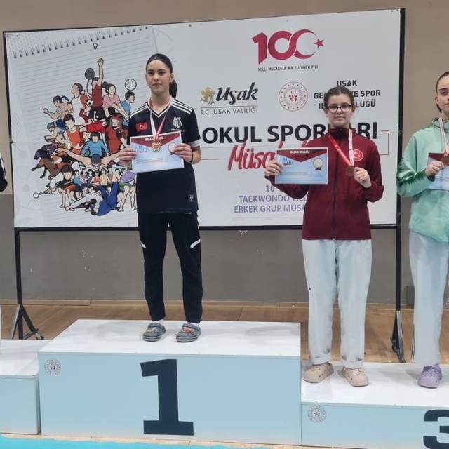 Afyonkarahisarlı Taekwondocular Uşak'tan başarıyla döndü