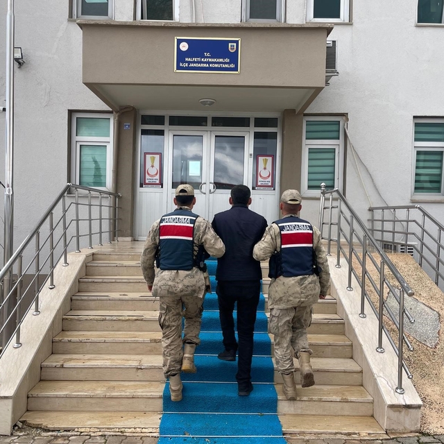 Şanlıurfa'da çeşitli suçlardan aranan 4 hükümlü yakalandı