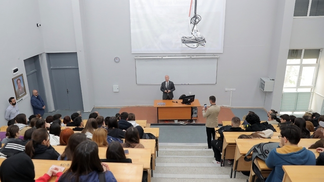 Aday öğrenciler Geleceğe İlk Adım Projesi'yle Trakya Üniversitesini tanıyor