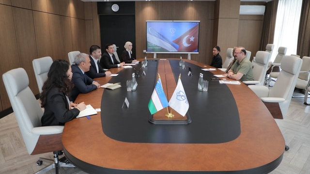 Rektör Hacımüftüoğlu'ndan Özbekistan'da kritik ilaç zirvesi
Stratejik ilaç ve biyoteknoloji temasları