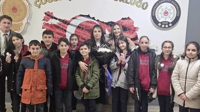 Faik Güngör Ortaokulu'ndan polis haftası ziyareti