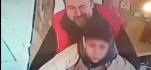 Nefes borusuna yiyecek kaçan öğrenciyi Heimlich manevrasıyla kurtardı