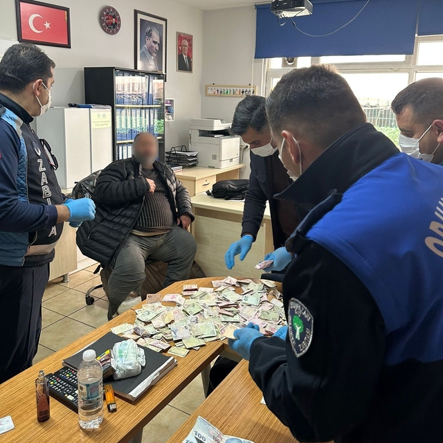 Dilencinin üzerinden 30 bin lira çıktı