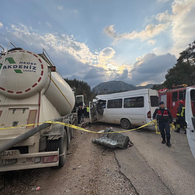 7 kişinin öldüğü kazada beton mikserinin şoförü tutuklandı