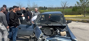 Otomobil ile otobüs çarpıştı: 1 yaralı