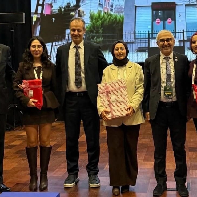 Adnan Menderes Üniversitesi öğrencisi kongrede birinci oldu