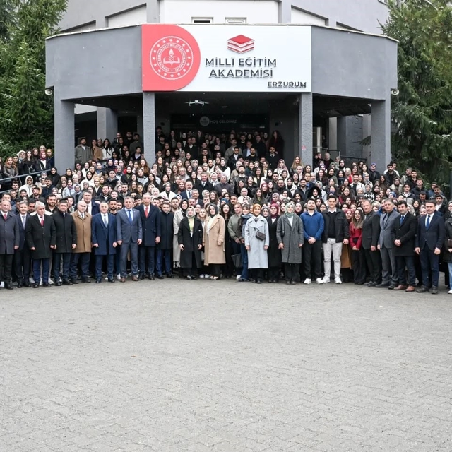 Millî Eğitim Akademisi'nde "İlk ders" programı