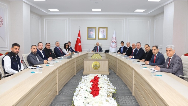 Vali Varol, haftalık koordinasyon toplantısı gerçekleştirdi