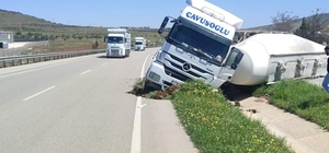 Kilis'te beton mikseri devrildi