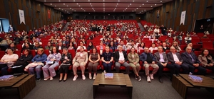 Merkezefendi Belediyesi MBLab Ai eğitimleriyle gençleri yapay zekanın geleceğine hazırlıyor