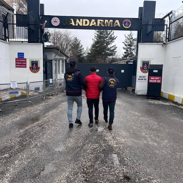 Diyarbakır'da haklarında kesinleşmiş hapis cezası bulunan 153 kişi yakaland...