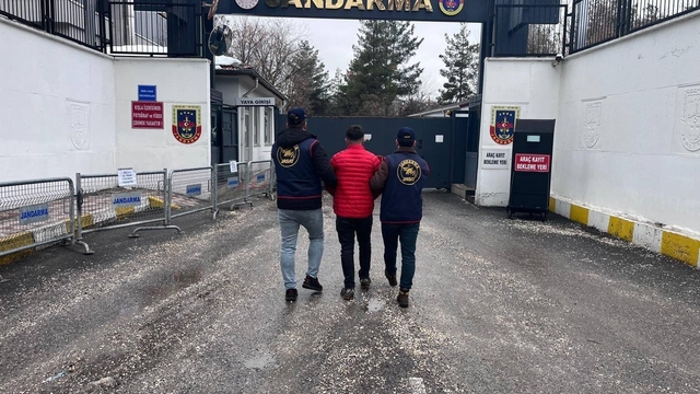 Diyarbakır'da haklarında kesinleşmiş hapis cezası bulunan 153 kişi yakalandı