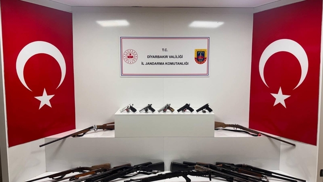 Diyarbakır'da 73 adet silah ele geçirildi