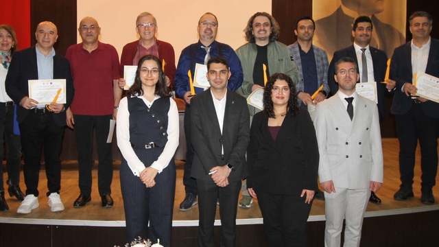 GAÜN Hastanesi'nde "Altın Neşter Ödülleri" töreni düzenlendi