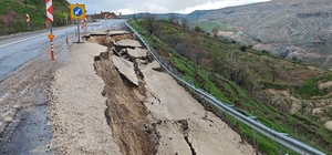 Siirt’te heyelan nedeniyle kara yolunda çökme meydana geldi