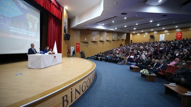 Bingöl'de "Siber Alemde İşlenen Suçlar: Ne Kadar Farkındayız?" konferansı düzenlendi