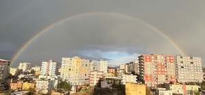 Kurtalan'da yağmur sonrası gökkuşağı göz kamaştırdı