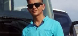 Yüksek sesle konuşan müşteriyi uyaran garson, bıçakla ağır yaralandı