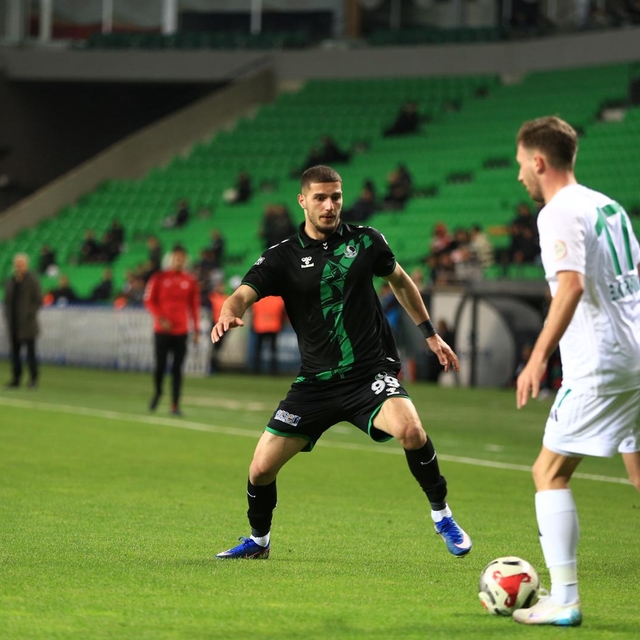 Sakaryaspor - Esenler Erokspor: 1-2