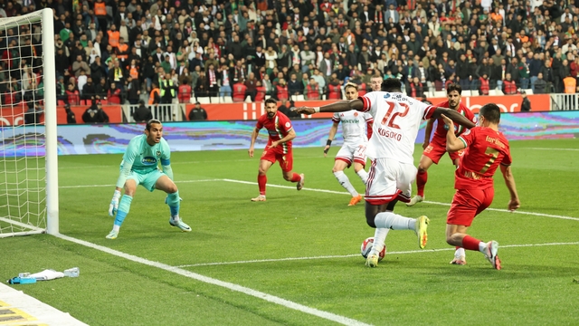 Trendyol 1. Lig: Amed Sportif Faaliyetler: 2 - Ümraniyespor: 2