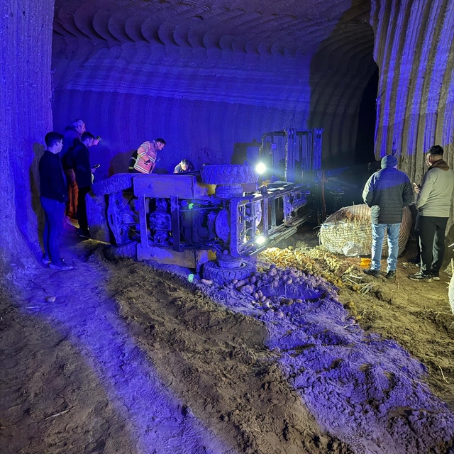 Patates deposunda devrilen forkliftin operatörü öldü