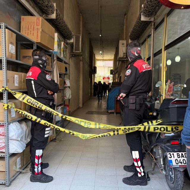 Esnaf iş yerinde ölü bulundu