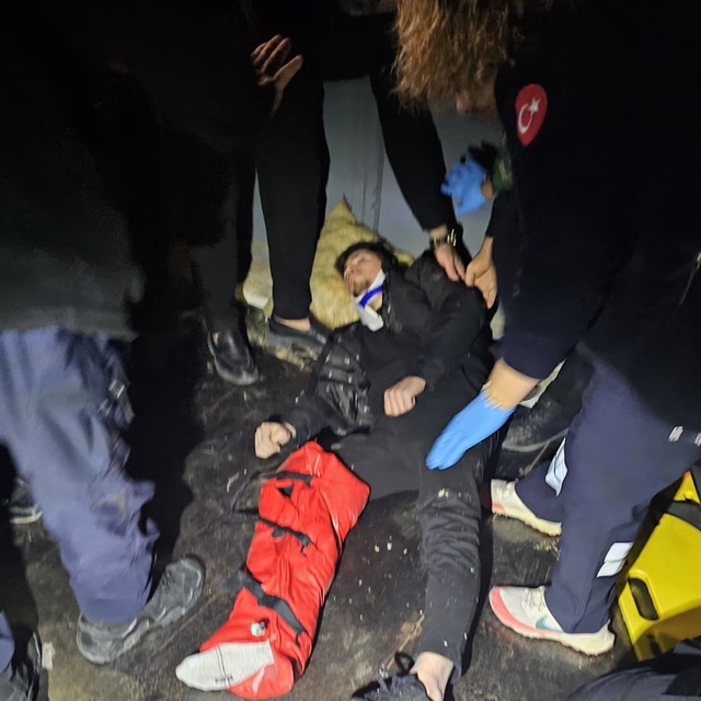 Bursa'da asansör boşluğuna düşen genç, ağır yaralandı