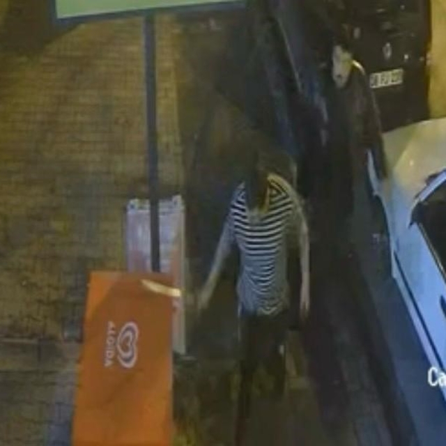 Kayseri'de 2 kişinin yaralandığı bıçaklı kavga kamerada