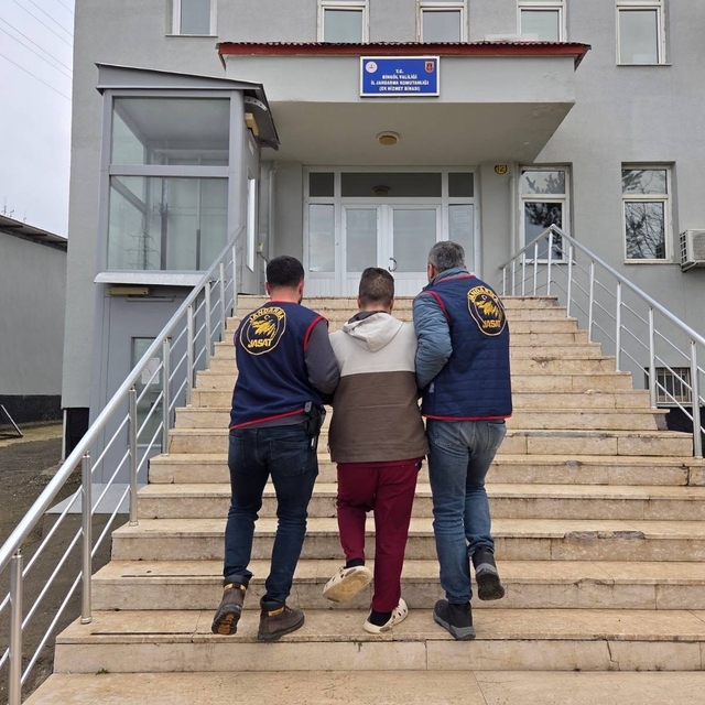 Bingöl'de kesinleşmiş hapis cezası bulunan 3 zanlı yakalandı