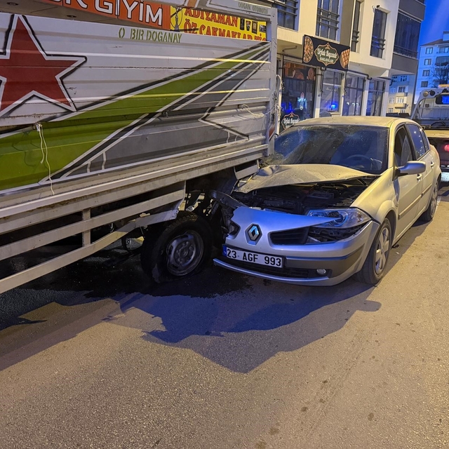 Elazığ'da trafik kazası: 1 yaralı