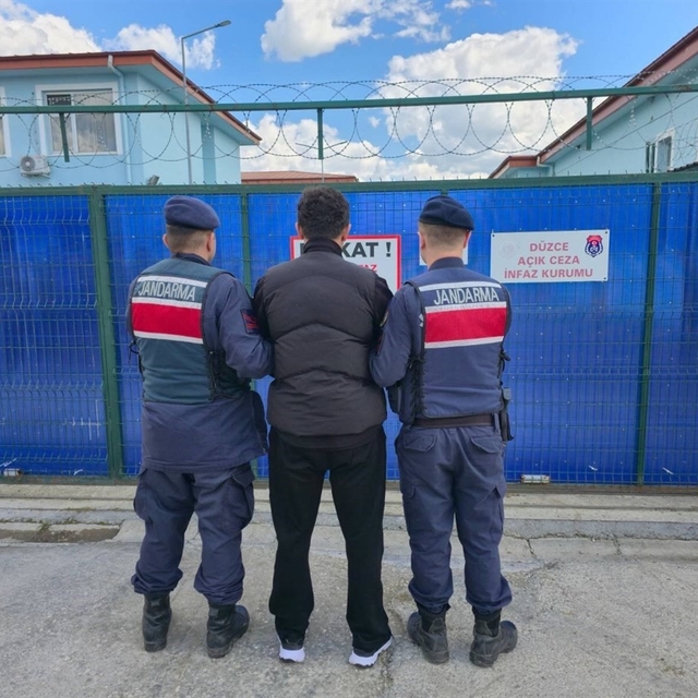 Düzce'de aranan 21 kişi tutuklandı