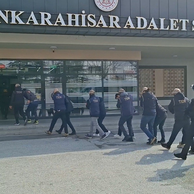 DEAŞ'a yönelik operasyonda yakalanan 7 kişiden 5'i tutuklandı