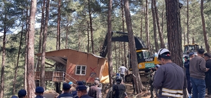 Osmaniye'de mahkeme kararı sonrası 31 kaçak yayla evinin yıkımına başlandı