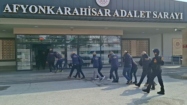 Afyonkarahisar merkezli 2 ilde DEAŞ operasyonu; 5 tutuklama