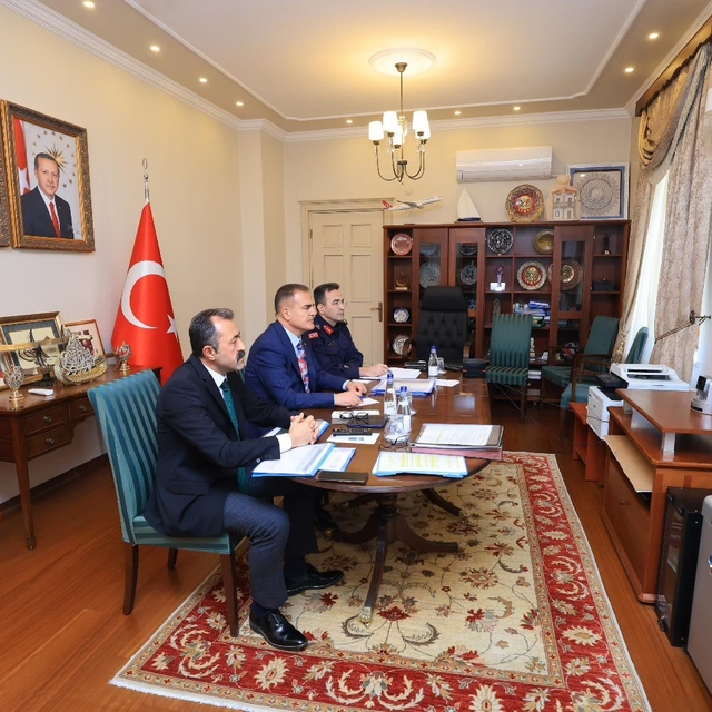 Vali Akbıyık, İçişleri Bakanlığı "Güvenlik" toplantısına katıldı