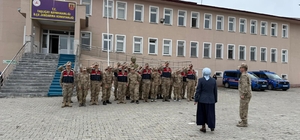 Ağrı’da özel bireyler askeri üniforma giyerek temsili askerlik yaptı