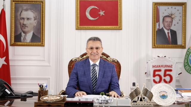 İlkadım'ın parkları yaza hazırlanıyor