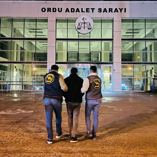 Ordu'da jandarma aranan 40 şüpheliyi yakaladı