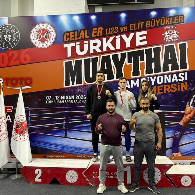 Vanlı sporcular Türkiye şampiyonasından madalyalarla döndü