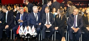 Ticaret Bakanı Ömer Bolat: "İşlenmiş ürün ihracatında yüzde 65'lik hacmi teknoloji ile yüzde 90'lara çıkaracağız" Marble İzmir Uluslararası Doğaltaş ve Teknolojileri Fuarı kapılarını açtı