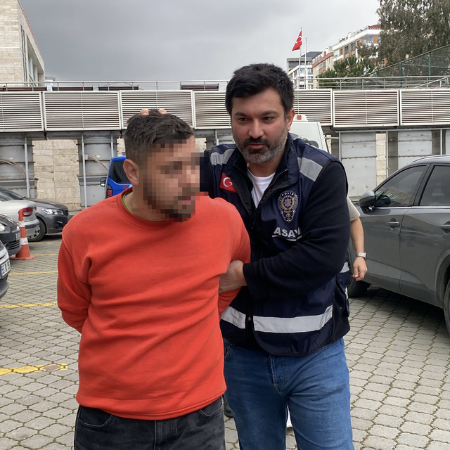 Aynı dernekte çalışan 2 arkadaşını tabancayla yaralayan şüpheli adliyede