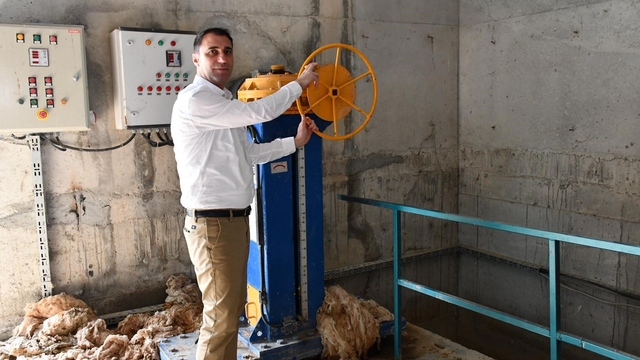 Beylikova Belediyesi barajı doldurdu, ekonomik tarımsal suyu arazilere ulaştırdı
Beylikova Barajı'nda doluluk oranı yüzde 95 seviyesine ulaştı, su miktarı 23 milyon metreküpe yükseldi