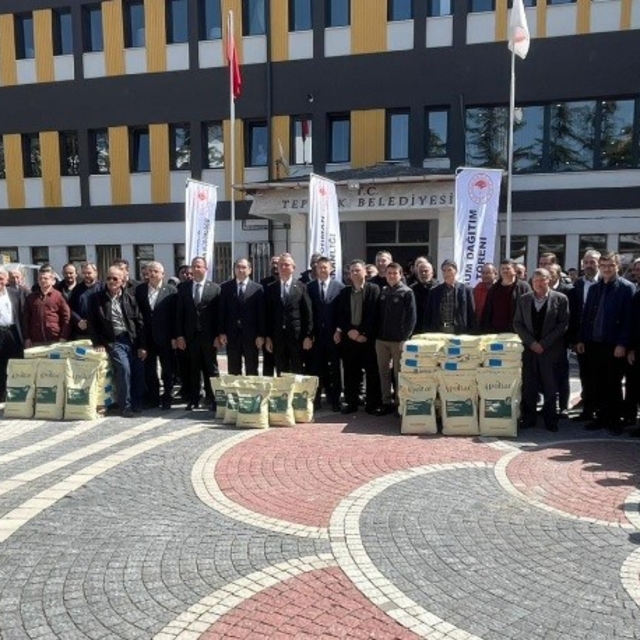 Tavşanlı'da hayvancılığa 4 milyon TL'lik destek
Üreticilere yüzde 100 hibe...