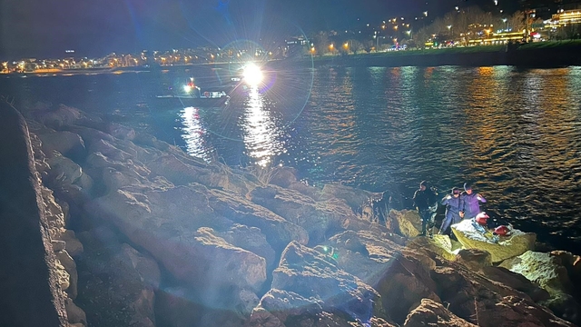 Van Gölü'ne düşen vatandaşın cesedi bulundu